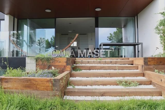 3 soveværelse Lejlighed til salg i Platja d'Aro, Castell-Platja d'Aro med garage - € 1.950.000 (Ref: 9890815)
