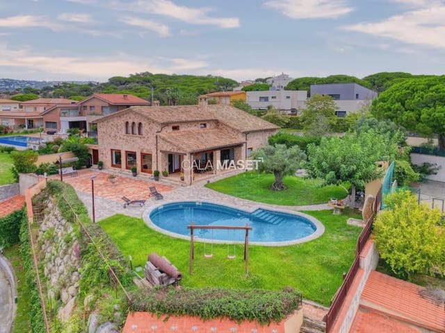5 soverom Finca/Herregård til salgs i Sant Feliu de Guíxols med garasje - € 2 600 000 (Ref: 9890816)