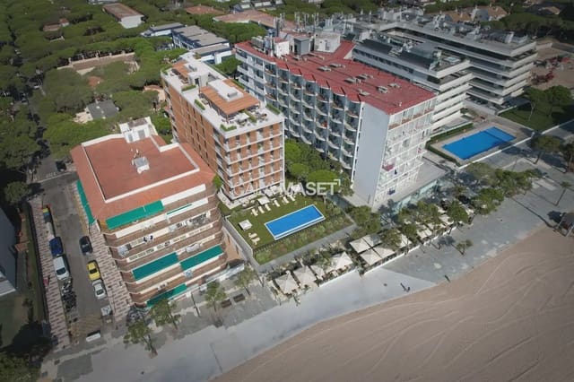 3 soveværelse Lejlighed til salg i Platja d'Aro, Castell-Platja d'Aro med garage - € 860.000 (Ref: 9890822)
