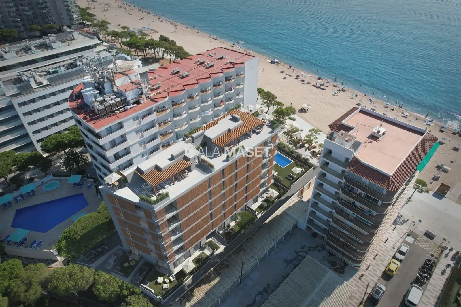 3 bedroom Flat for sale in Platja d'Aro with garage - € 1,160,000 (Ref: 9890824)