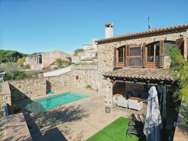 3 soverom Hus til salgs i Calonge i Sant Antoni med garasje - € 760 000 (Ref: 9890826)