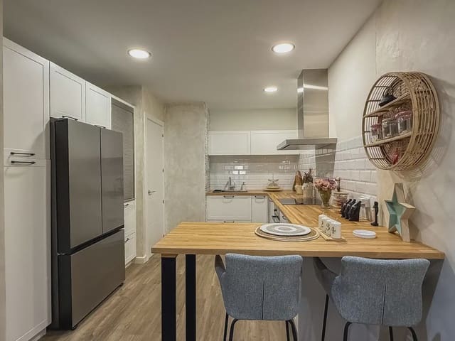 3 soverom Hus til salgs i Calonge i Sant Antoni med garasje - € 760 000 (Ref: 9890826)