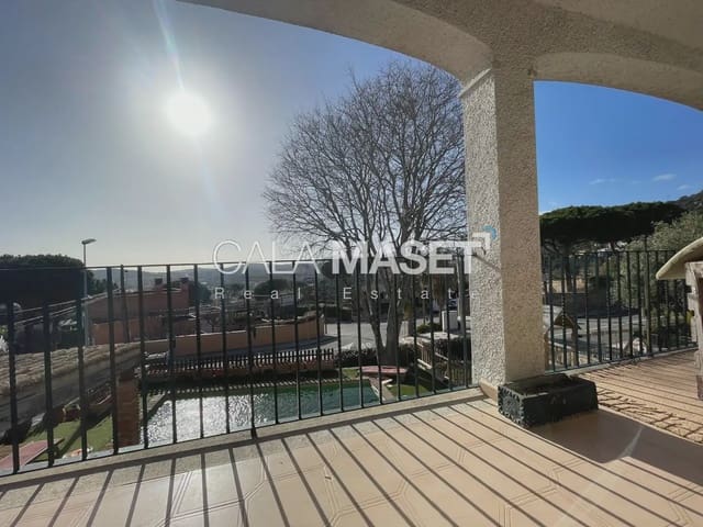 6 soverom Villa til salgs i Platja d'Aro, Castell-Platja d'Aro med garasje - € 875 000 (Ref: 9890829)
