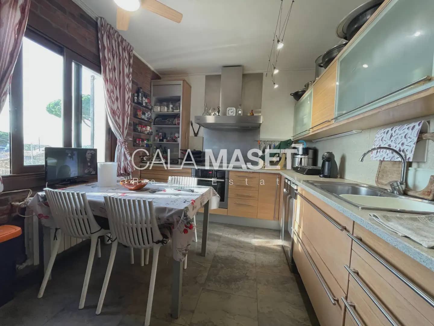 6 soverom Villa til salgs i Castell-Platja d'Aro med garasje - € 875 000 (Ref: 9890829)