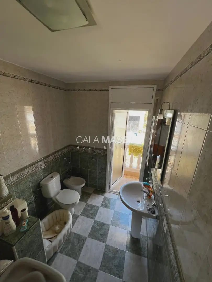5 sypialnia Willa na sprzedaż w Platja d'Aro z basenem garażem - 1 100 000 € (Ref: 9890830)