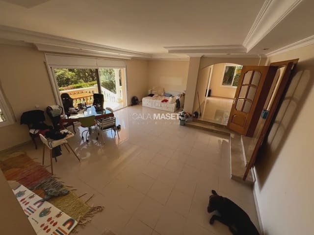 5 sypialnia Willa na sprzedaż w Platja d'Aro, Castell-Platja d'Aro z basenem garażem - 1 100 000 € (Ref: 9890830)