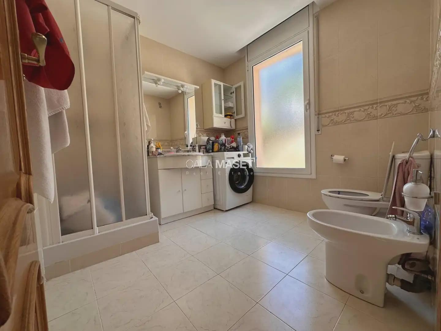 5 sypialnia Willa na sprzedaż w Platja d'Aro z basenem garażem - 1 100 000 € (Ref: 9890830)