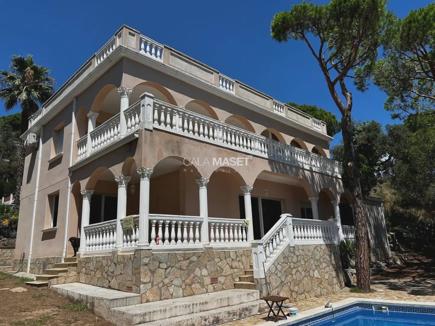 5 sypialnia Willa na sprzedaż w Platja d'Aro z basenem garażem - 1 100 000 € (Ref: 9890830)