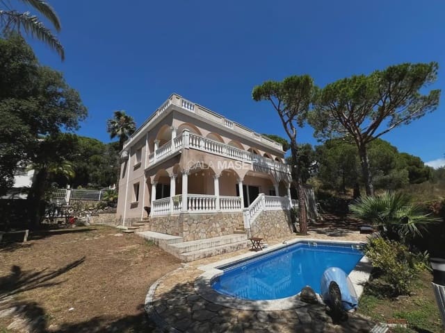 5 sypialnia Willa na sprzedaż w Platja d'Aro, Castell-Platja d'Aro z basenem garażem - 1 100 000 € (Ref: 9890830)