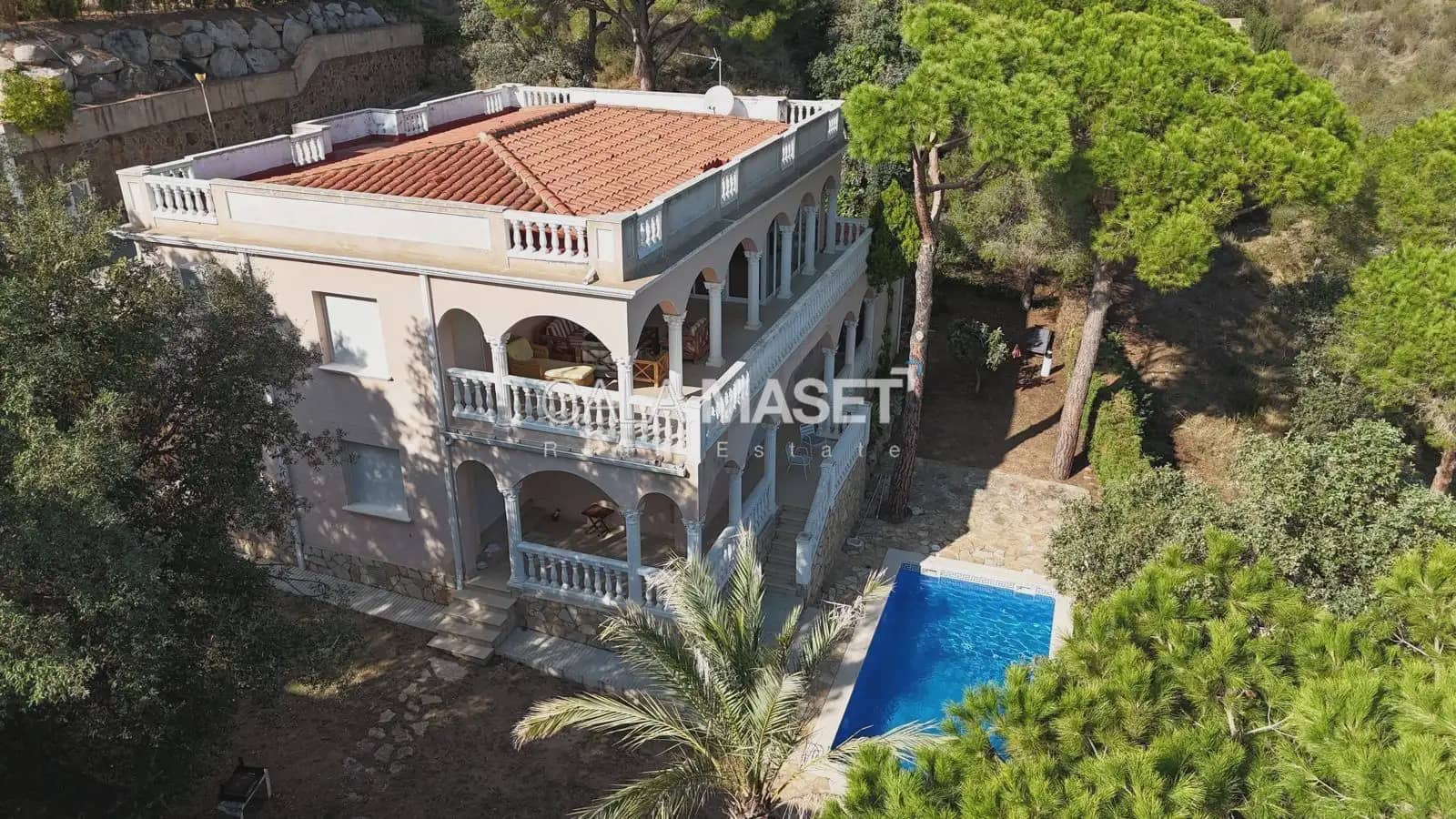 5 sypialnia Willa na sprzedaż w Platja d'Aro z basenem garażem - 1 100 000 € (Ref: 9890830)