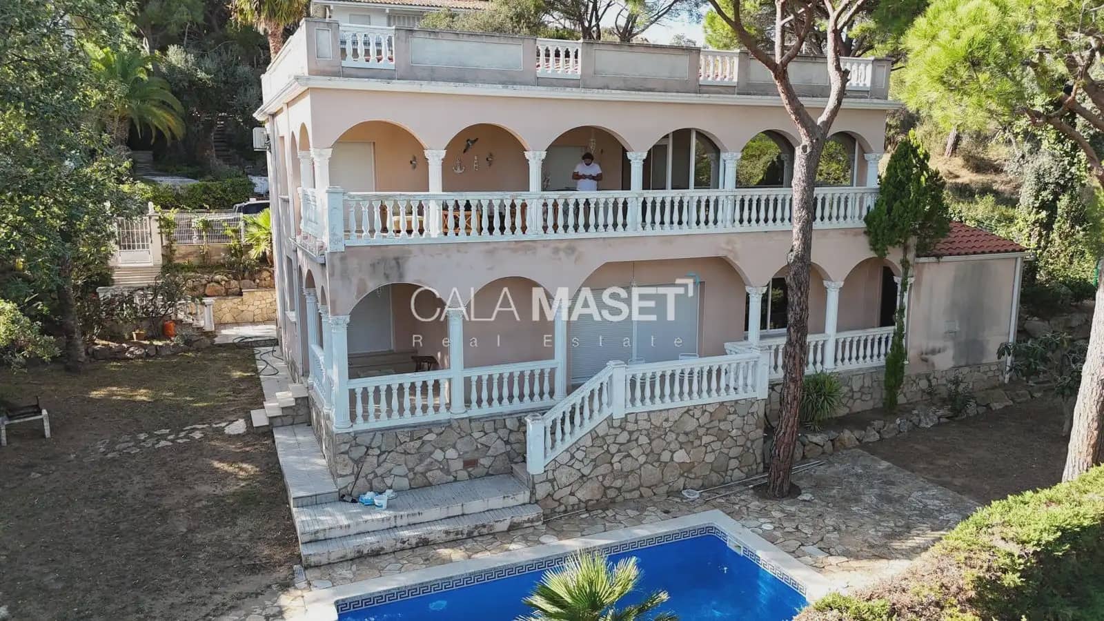 5 sypialnia Willa na sprzedaż w Platja d'Aro z basenem garażem - 1 100 000 € (Ref: 9890830)