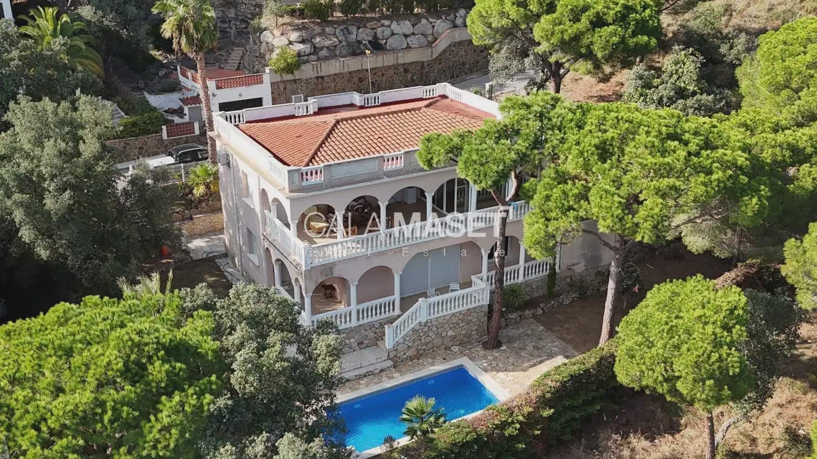 5 sypialnia Willa na sprzedaż w Platja d'Aro z basenem garażem - 1 100 000 € (Ref: 9890830)