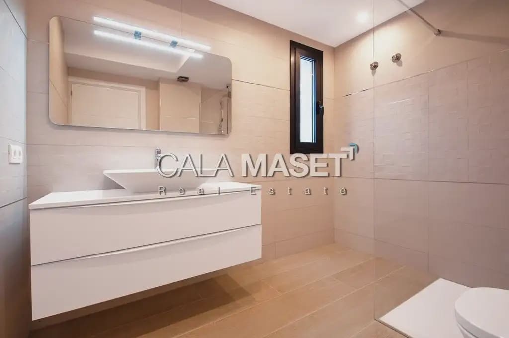4 slaapkamer Villa te koop in Platja d'Aro met zwembad garage - € 2.650.000 (Ref: 9890832)