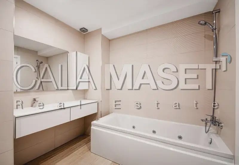 4 slaapkamer Villa te koop in Platja d'Aro met zwembad garage - € 2.650.000 (Ref: 9890832)