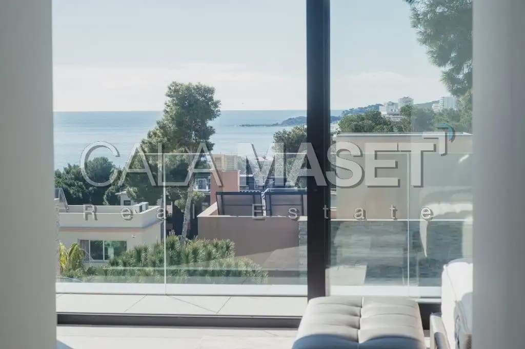 4 slaapkamer Villa te koop in Platja d'Aro met zwembad garage - € 2.650.000 (Ref: 9890832)