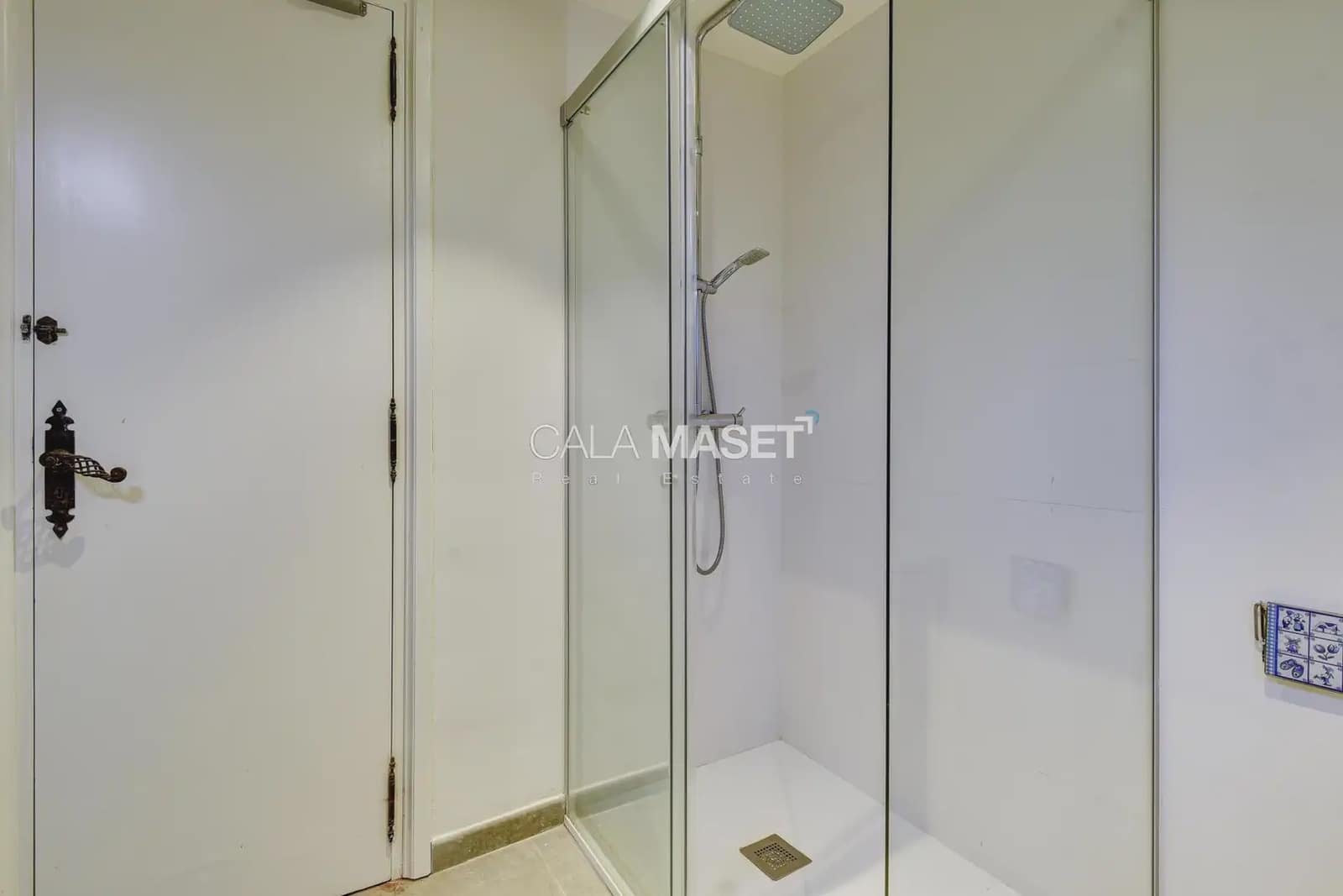 6 soveværelse Villa til salg i Sant Feliu de Guixols med garage - € 2.800.000 (Ref: 9890837)