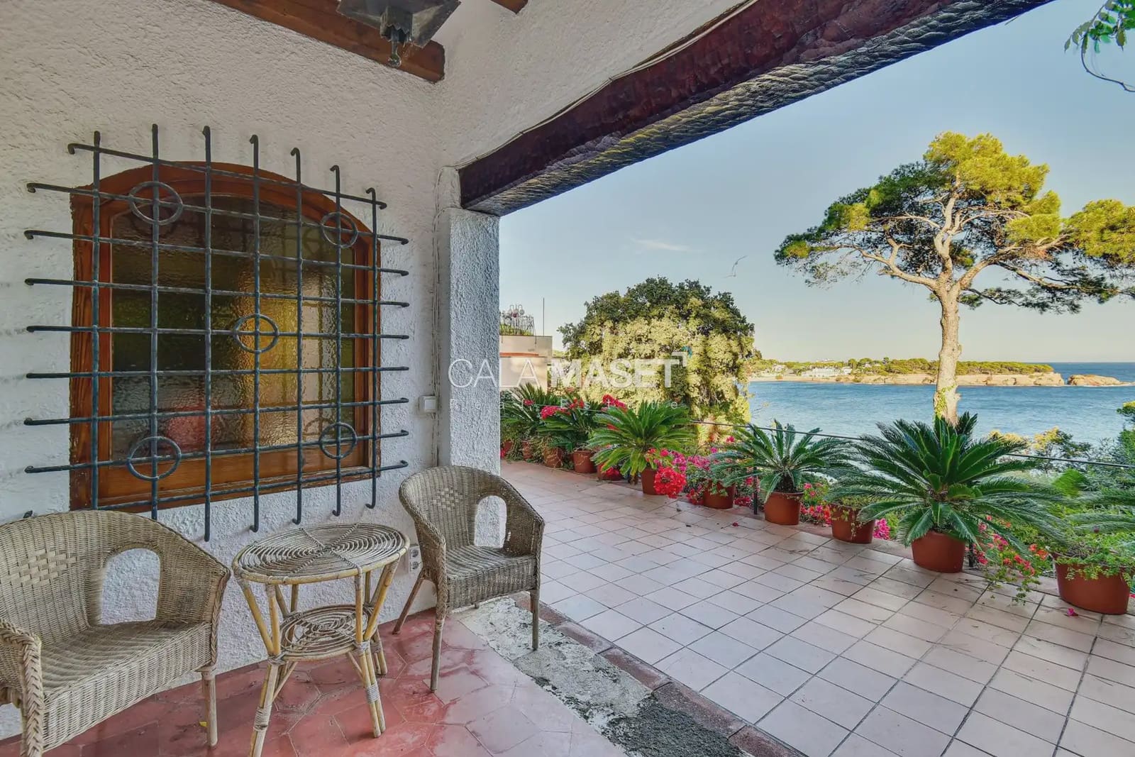 6 soveværelse Villa til salg i Sant Feliu de Guixols med garage - € 2.800.000 (Ref: 9890837)