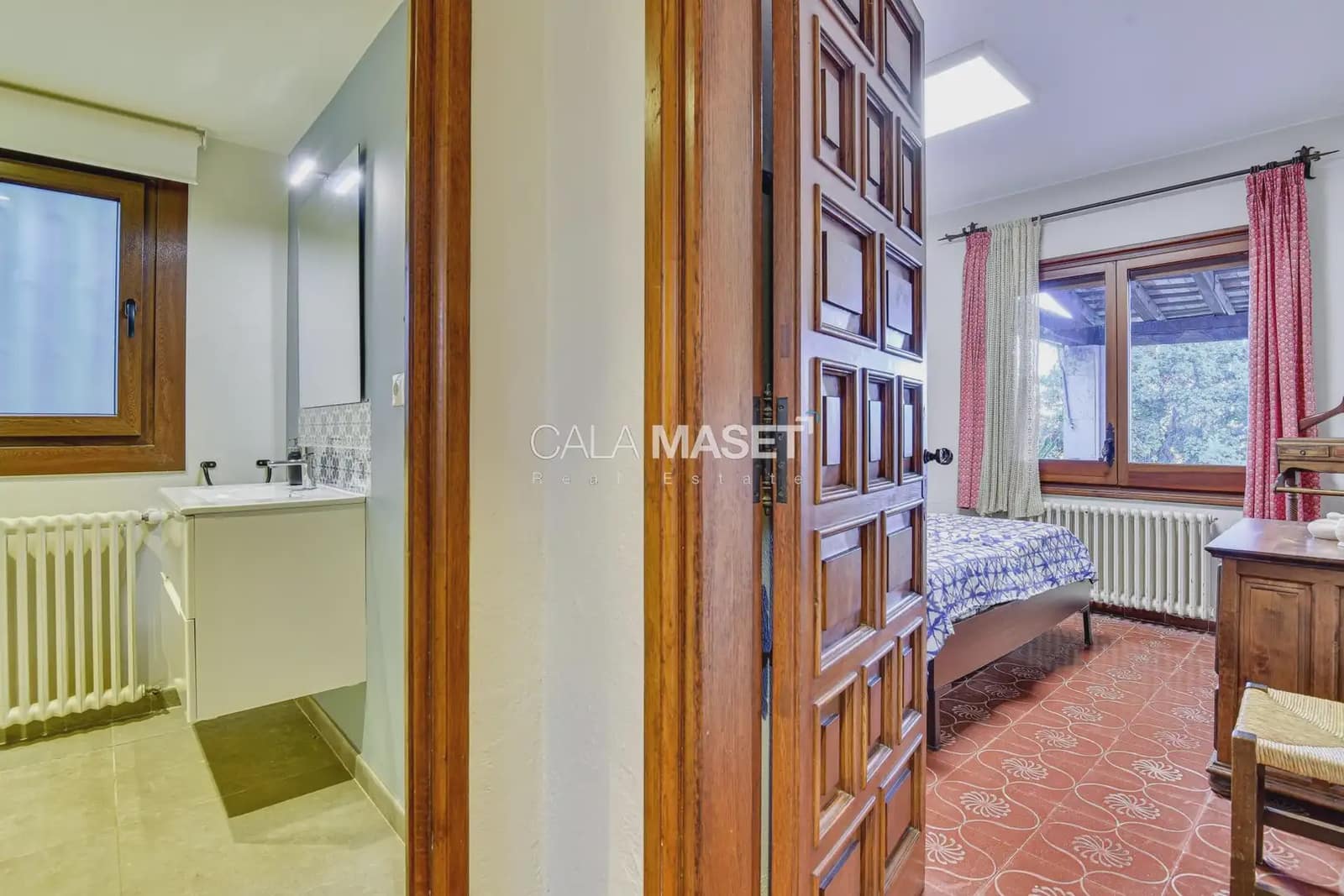 6 soveværelse Villa til salg i Sant Feliu de Guixols med garage - € 2.800.000 (Ref: 9890837)