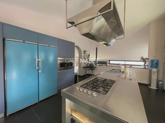 4 soverom Villa til salgs i Sant Feliu de Guíxols med svømmebasseng garasje - € 1 680 000 (Ref: 9890839)
