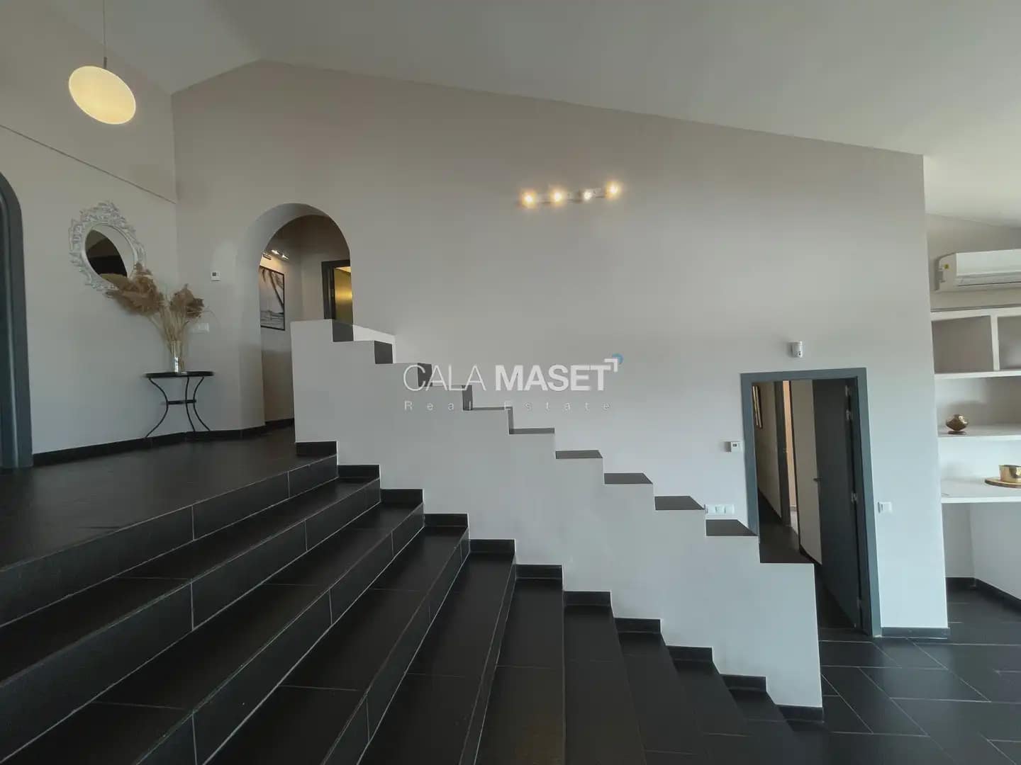4 soverom Villa til salgs i Sant Feliu de Guixols med svømmebasseng garasje - € 1 680 000 (Ref: 9890839)