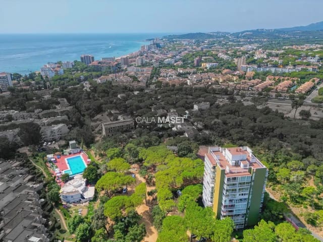 2 soverom Strandleiligheter til salgs i Platja d'Aro, Castell-Platja d'Aro med garasje - € 275 000 (Ref: 9890841)