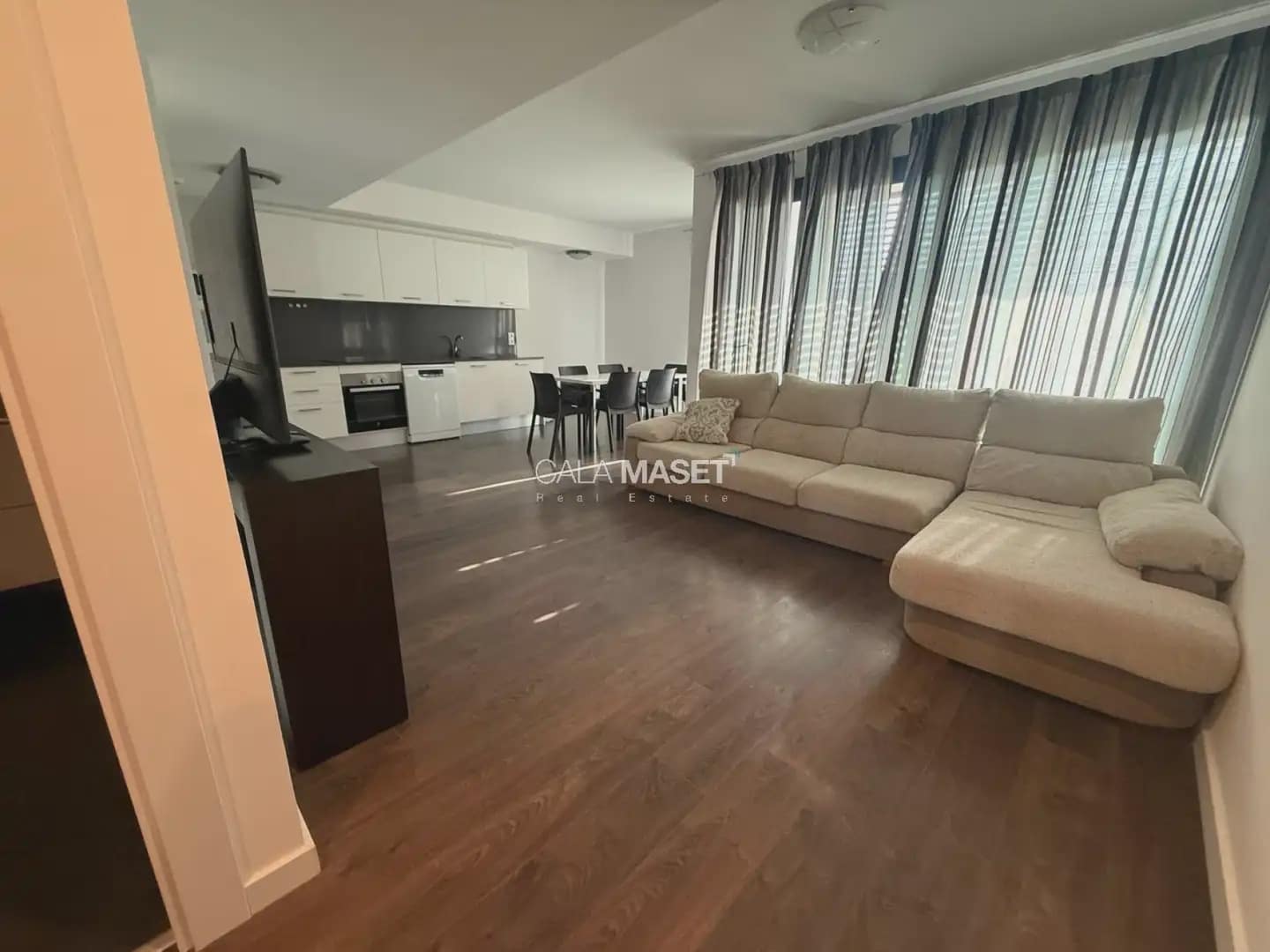 3 sypialnia Penthouse na sprzedaż w Platja d'Aro z basenem garażem - 460 000 € (Ref: 9890842)