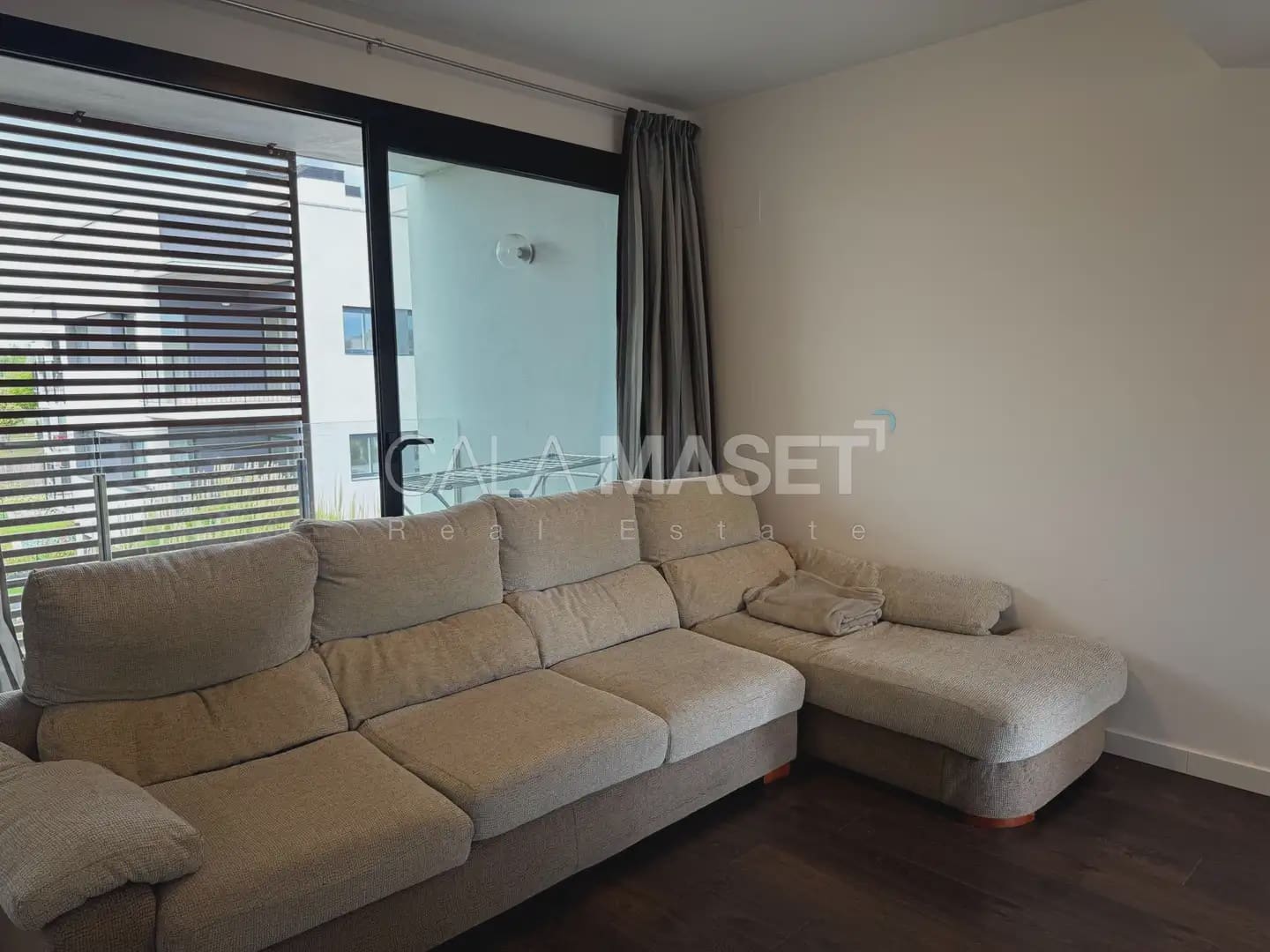 3 sypialnia Penthouse na sprzedaż w Platja d'Aro z basenem garażem - 460 000 € (Ref: 9890842)