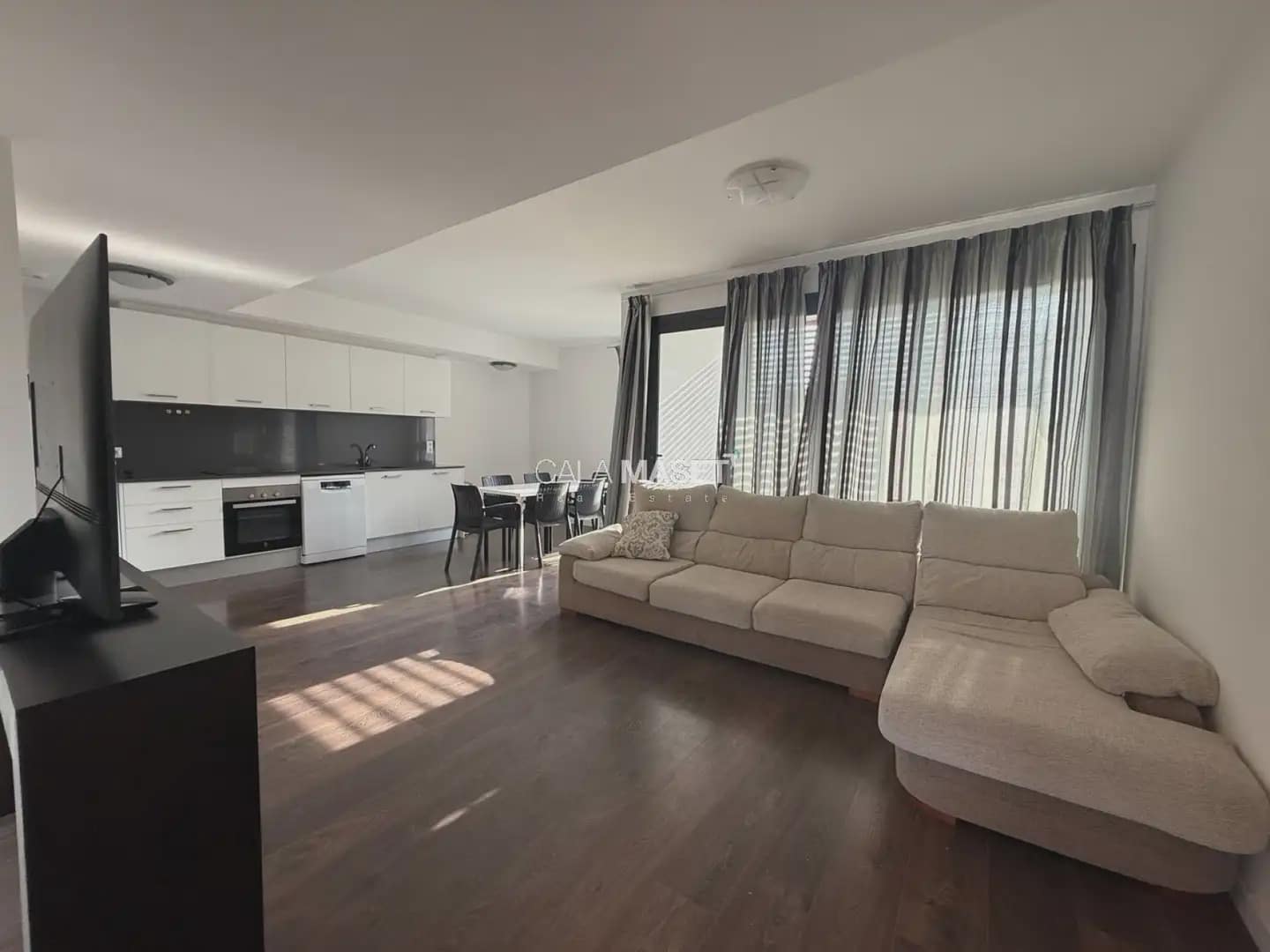 3 sypialnia Penthouse na sprzedaż w Platja d'Aro z basenem garażem - 460 000 € (Ref: 9890842)