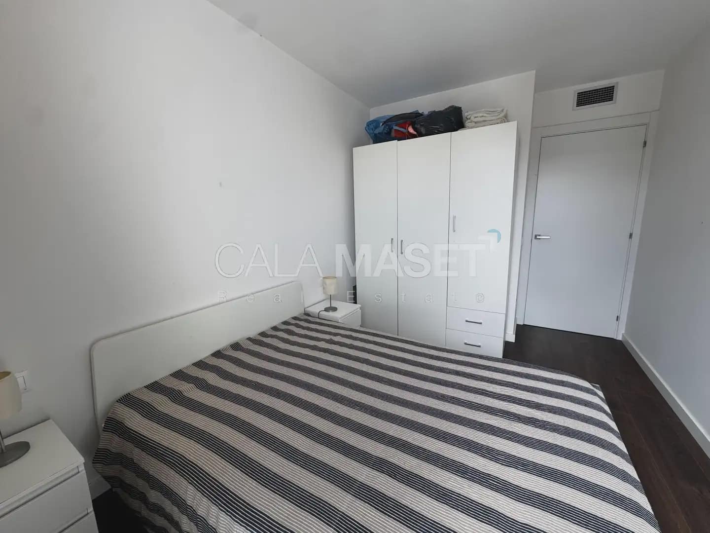 3 sypialnia Penthouse na sprzedaż w Platja d'Aro z basenem garażem - 460 000 € (Ref: 9890842)