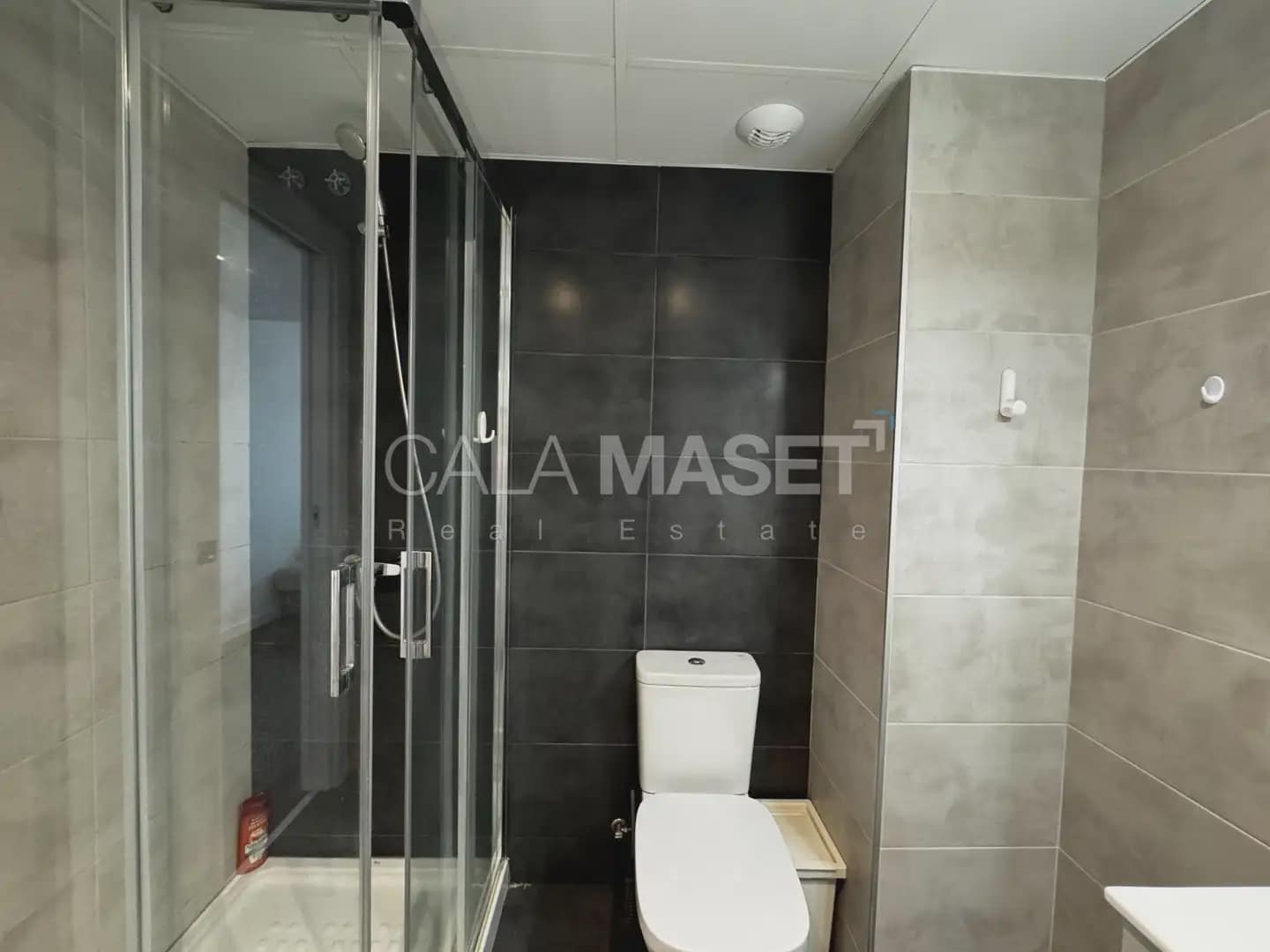 3 sypialnia Penthouse na sprzedaż w Platja d'Aro z basenem garażem - 460 000 € (Ref: 9890842)