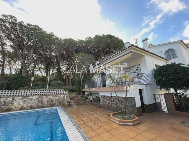 7 soveværelse Villa til salg i Sant Feliu de Guíxols med swimmingpool garage - € 850.000 (Ref: 9890848)