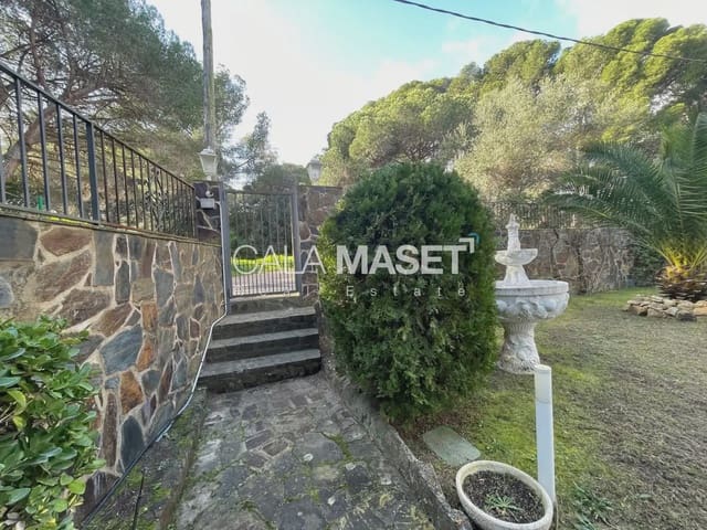 7 soveværelse Villa til salg i Sant Feliu de Guíxols med swimmingpool garage - € 850.000 (Ref: 9890848)