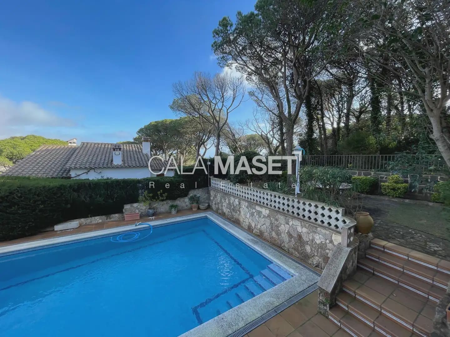 7 soveværelse Villa til salg i Sant Feliu de Guixols med swimmingpool garage - € 850.000 (Ref: 9890848)