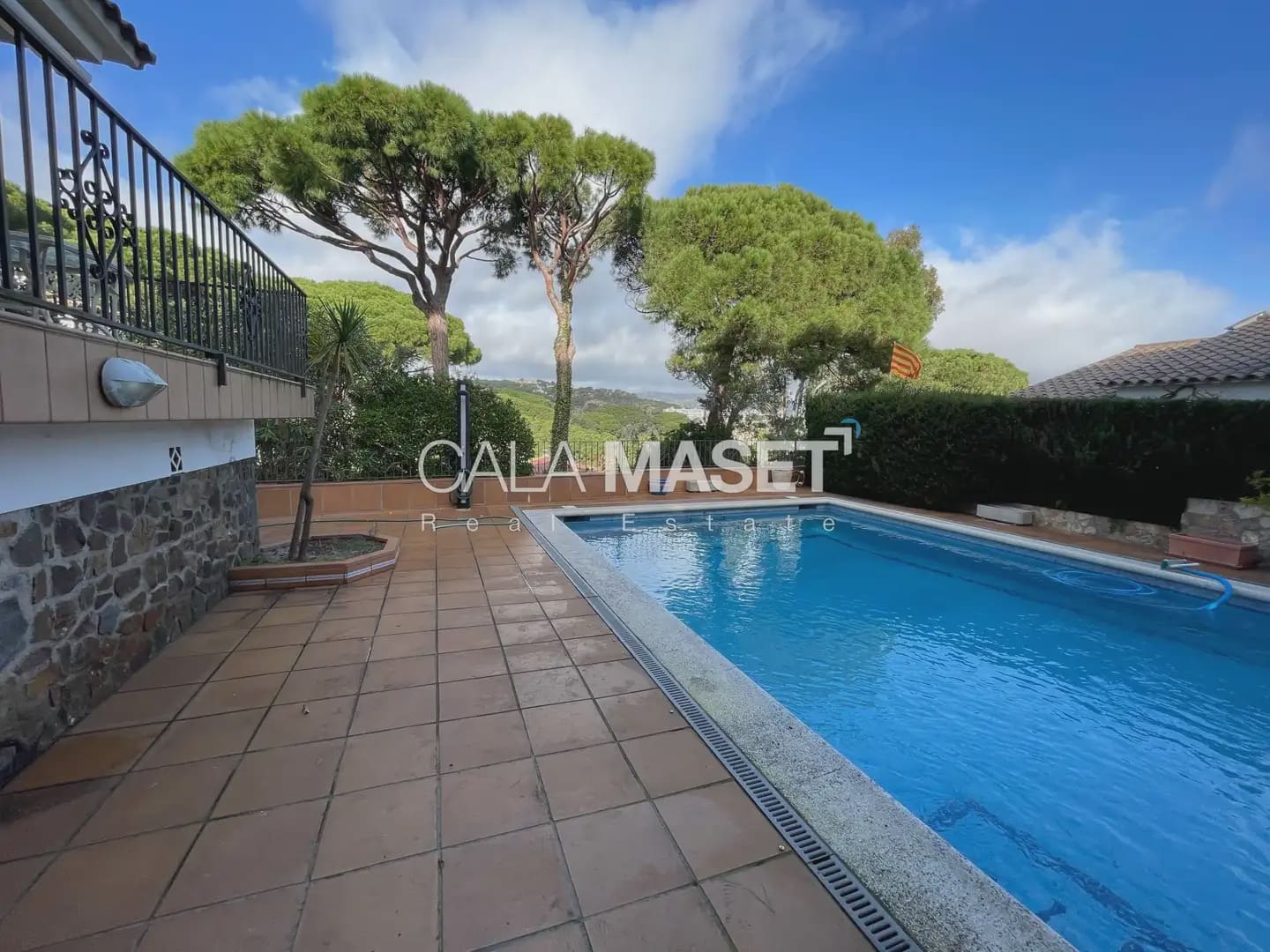 7 soveværelse Villa til salg i Sant Feliu de Guixols med swimmingpool garage - € 850.000 (Ref: 9890848)
