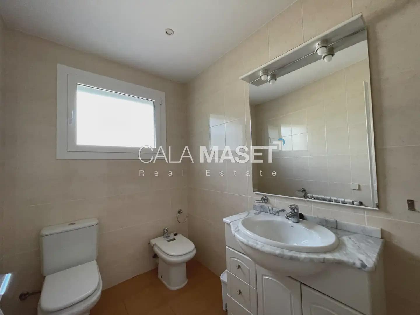 7 soveværelse Villa til salg i Sant Feliu de Guixols med swimmingpool garage - € 850.000 (Ref: 9890848)