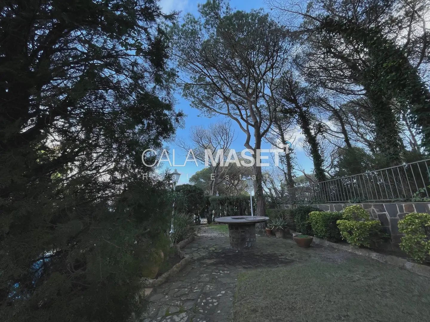 7 soveværelse Villa til salg i Sant Feliu de Guixols med swimmingpool garage - € 850.000 (Ref: 9890848)