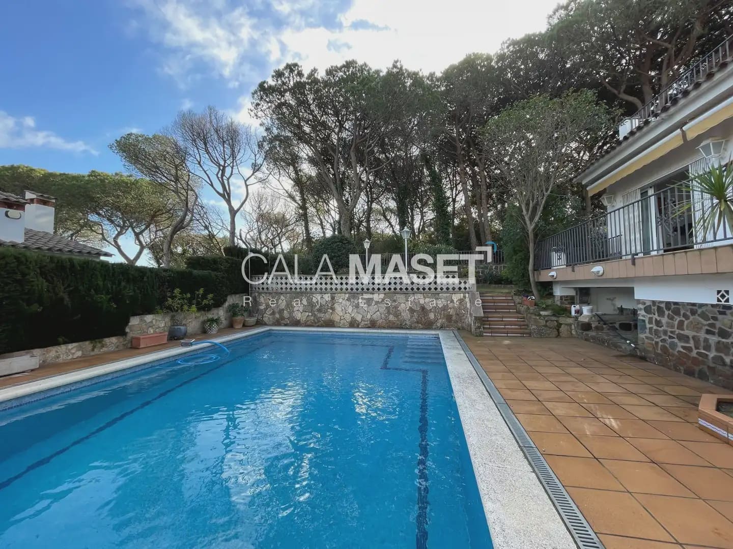 7 soveværelse Villa til salg i Sant Feliu de Guixols med swimmingpool garage - € 850.000 (Ref: 9890848)