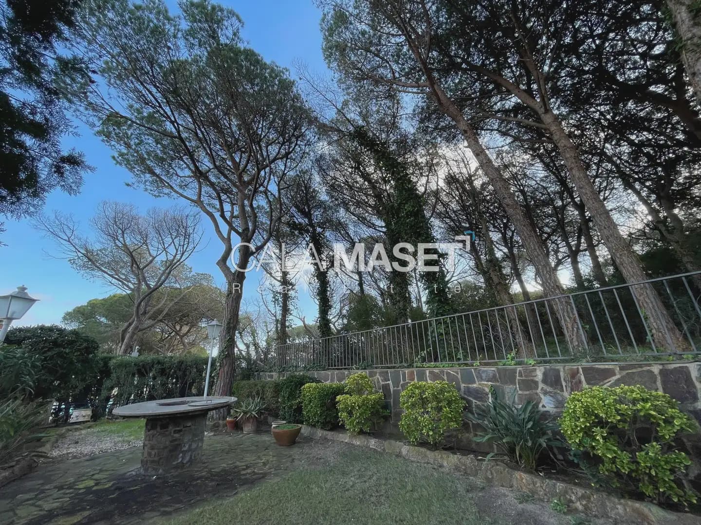 7 soveværelse Villa til salg i Sant Feliu de Guixols med swimmingpool garage - € 850.000 (Ref: 9890848)