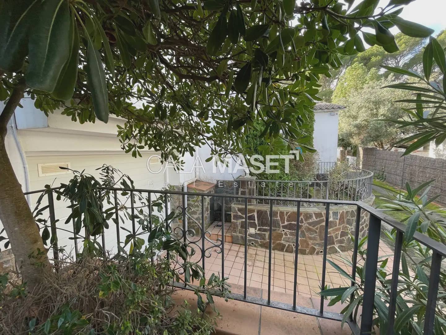 7 soveværelse Villa til salg i Sant Feliu de Guixols med swimmingpool garage - € 850.000 (Ref: 9890848)