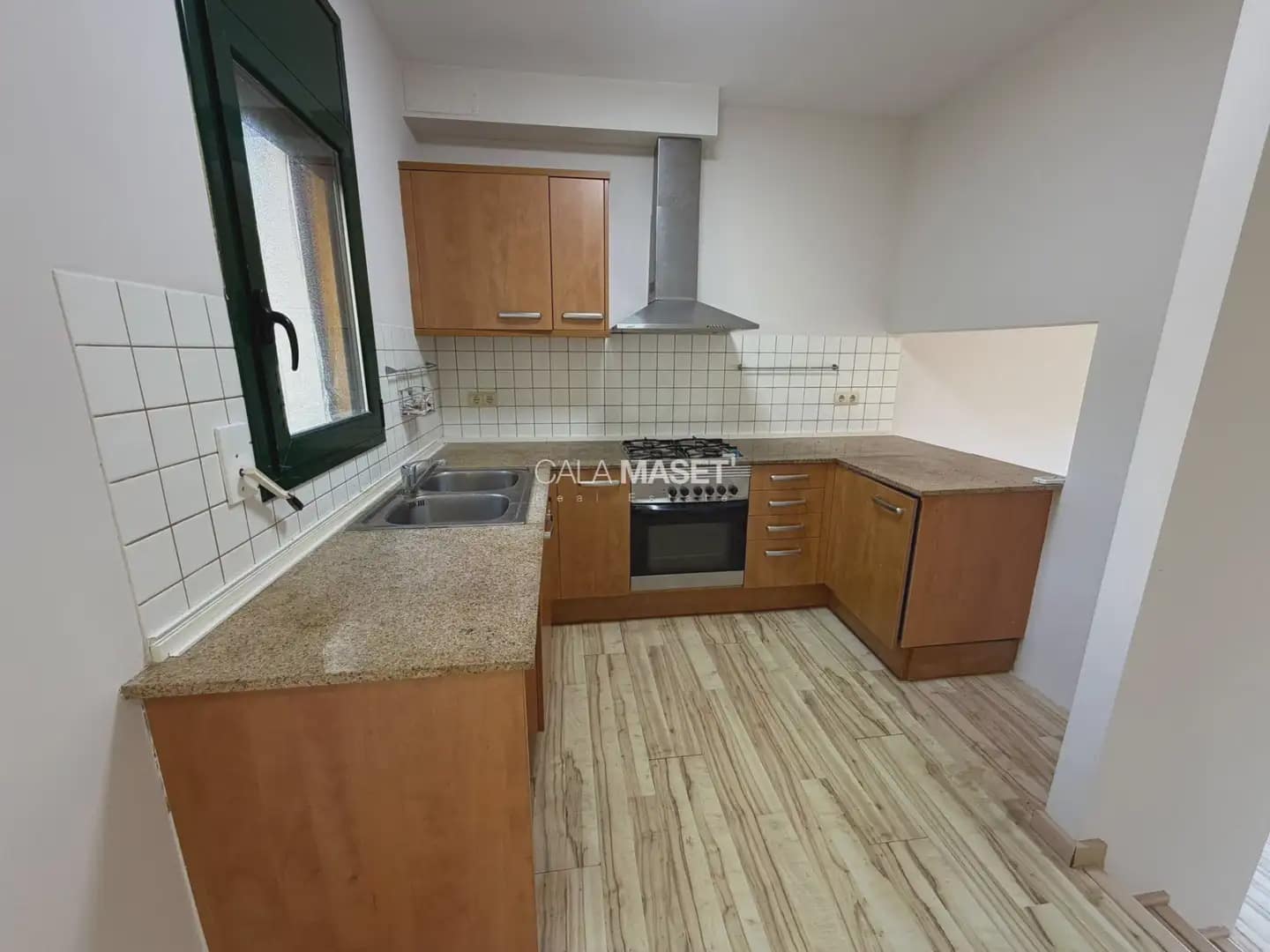 3 sovrum Semi-fristående Villa till salu i Sant Feliu de Guixols med garage - 340 000 € (Ref: 9890851)