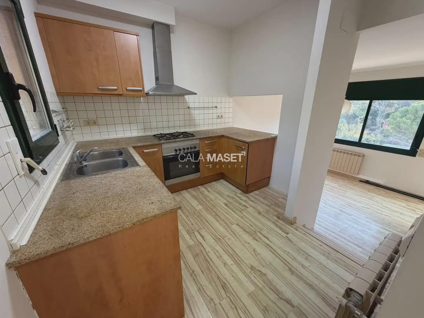 3 sovrum Semi-fristående Villa till salu i Sant Feliu de Guixols med garage - 340 000 € (Ref: 9890851)