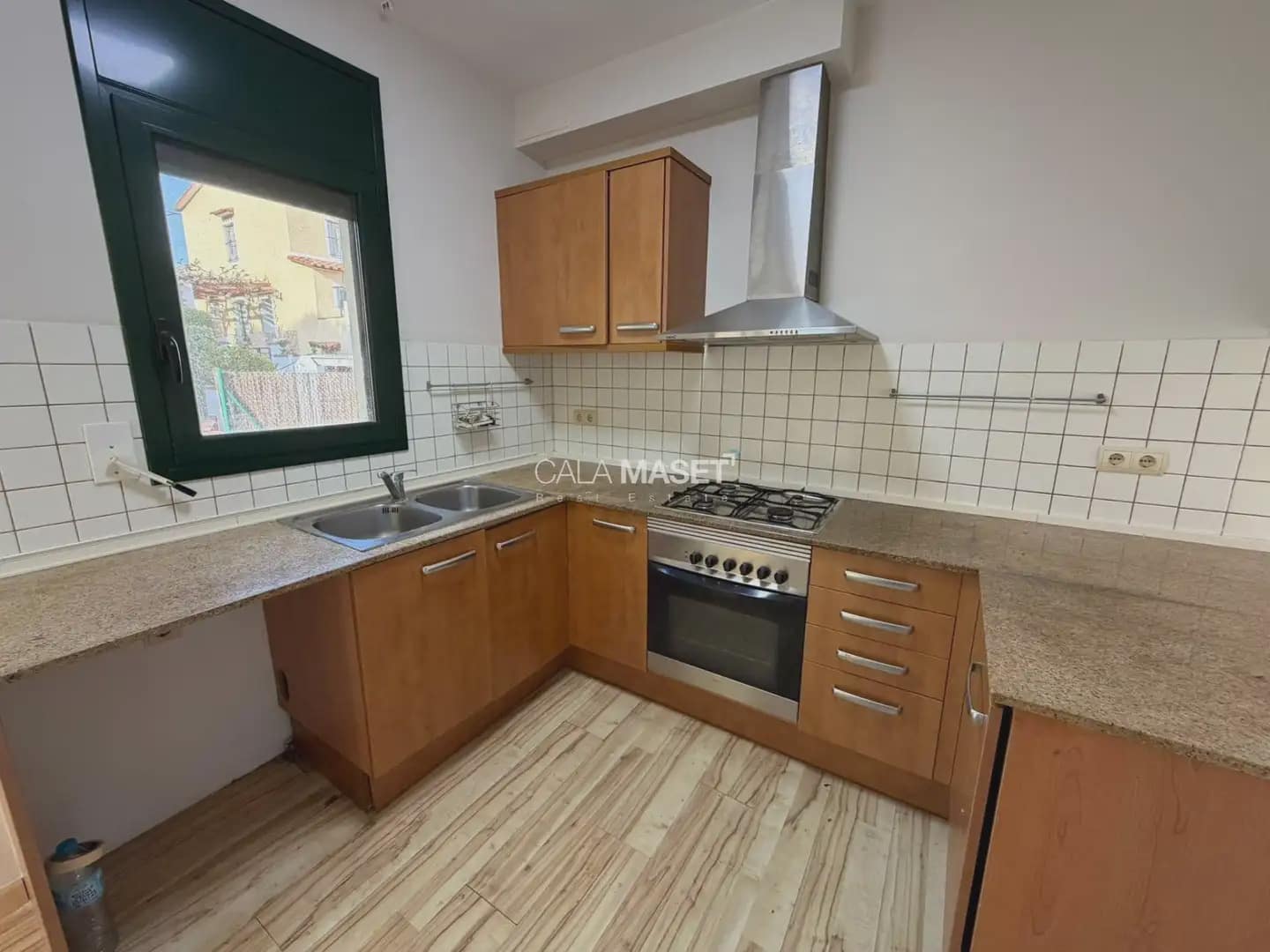 3 sovrum Semi-fristående Villa till salu i Sant Feliu de Guixols med garage - 340 000 € (Ref: 9890851)