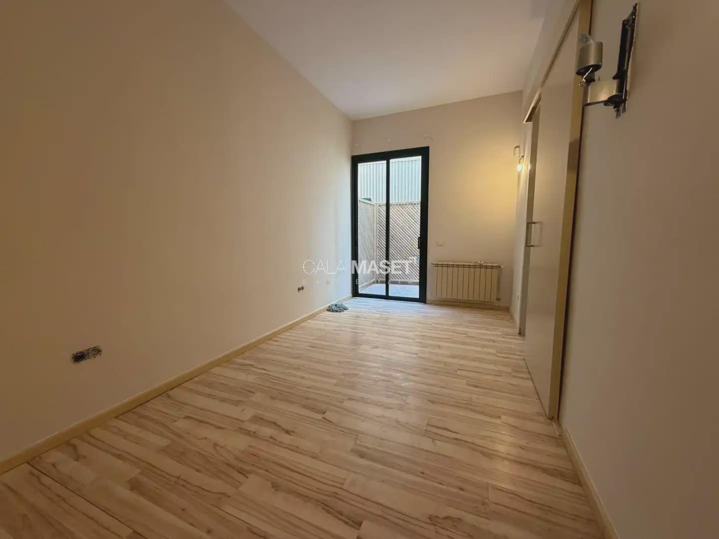 3 sovrum Semi-fristående Villa till salu i Sant Feliu de Guixols med garage - 340 000 € (Ref: 9890851)