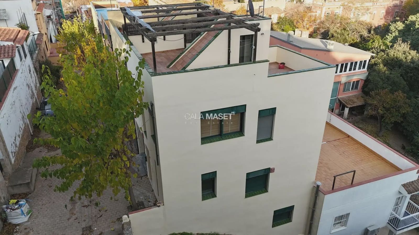 3 sovrum Semi-fristående Villa till salu i Sant Feliu de Guixols med garage - 340 000 € (Ref: 9890851)
