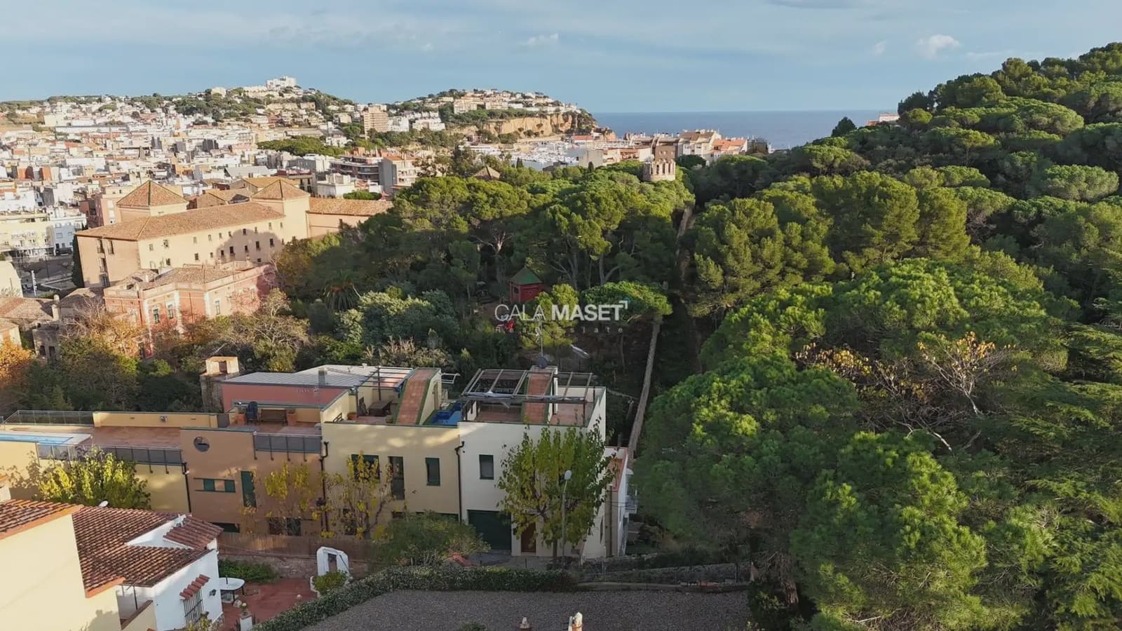 3 sovrum Semi-fristående Villa till salu i Sant Feliu de Guixols med garage - 340 000 € (Ref: 9890851)