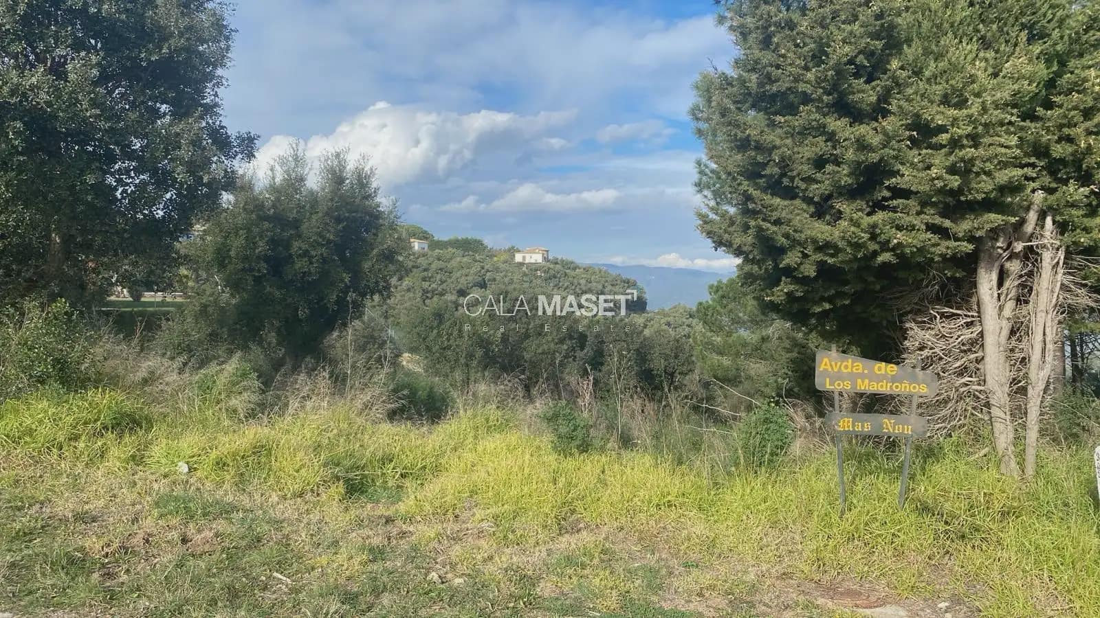 Building Plot for sale in Castell-Platja d'Aro - € 240,000 (Ref: 9890852)