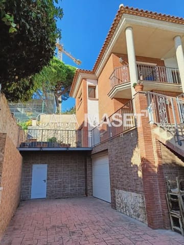 4 soverom Villa til salgs i Platja d'Aro, Castell-Platja d'Aro med garasje - € 1 120 000 (Ref: 9890855)