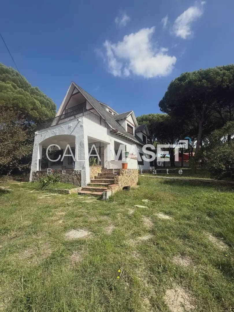 6 camera da letto Villa in vendita in Vidreres con garage - 585.000 € (Rif: 9890856)