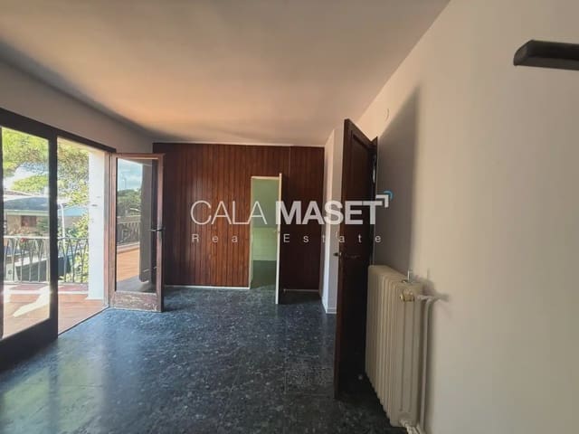 6 camera da letto Villa in vendita in El Mas Flassià, Vidreres con garage - 585.000 € (Rif: 9890856)