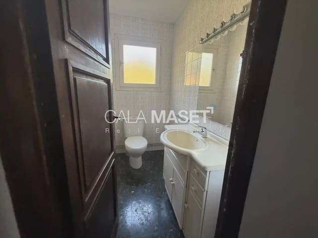 6 camera da letto Villa in vendita in El Mas Flassià, Vidreres con garage - 585.000 € (Rif: 9890856)